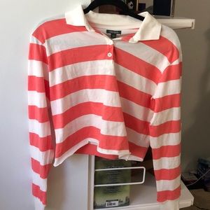 striped, cropped, collared tee!